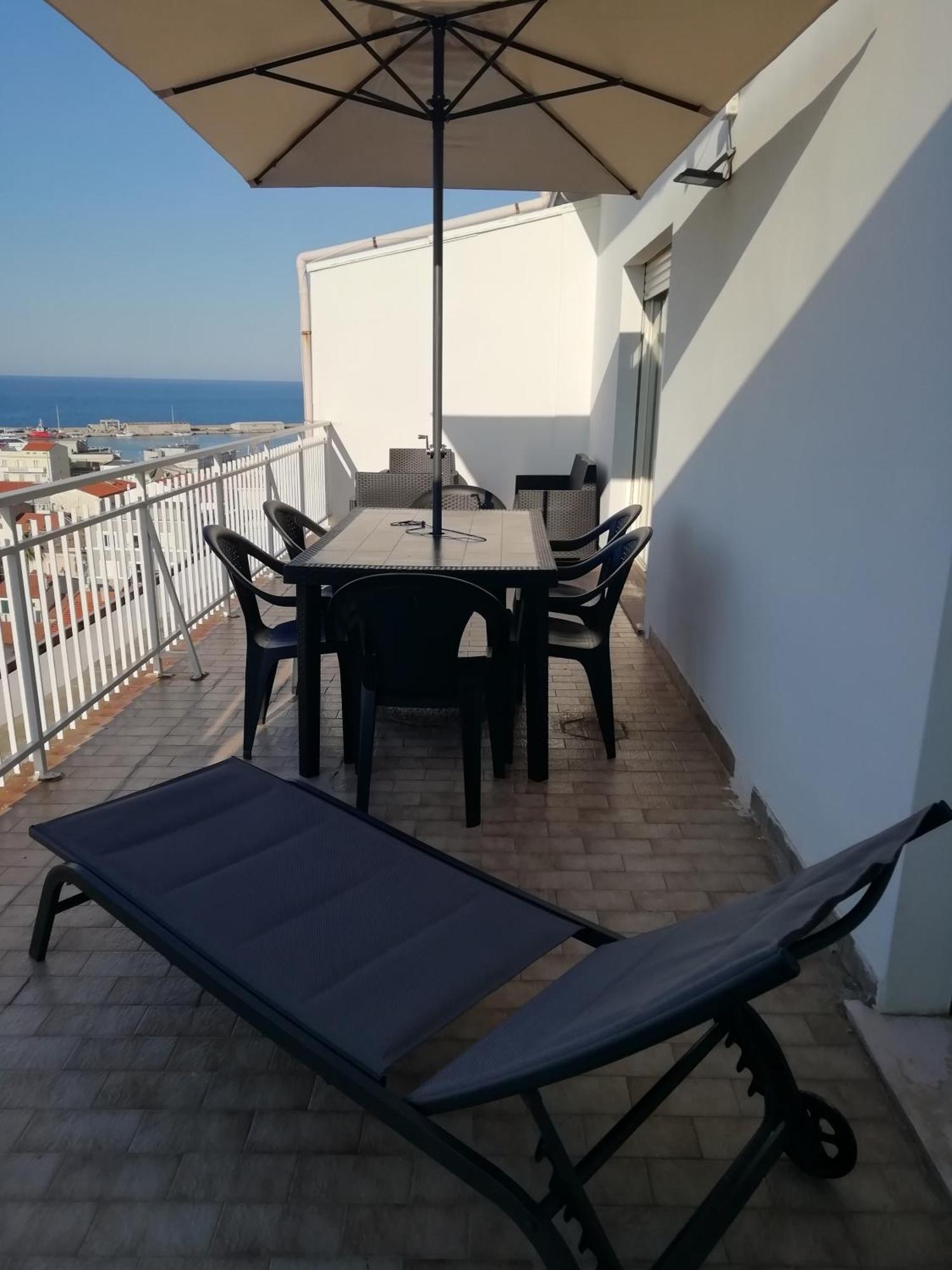 Tra Cielo E Mare Vista Panoramica Appartement Termoli Buitenkant foto
